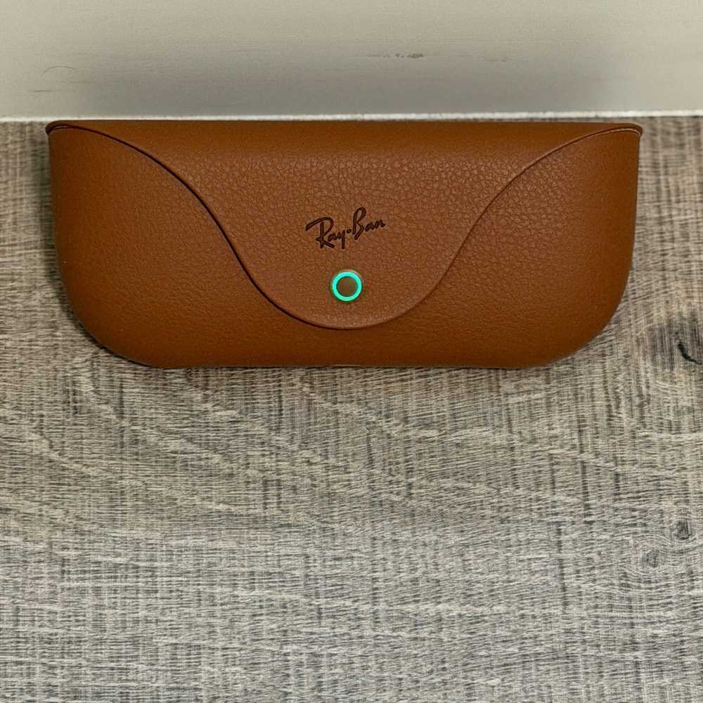 Ray-Ban GENUINE META GLASSES Charger Case
